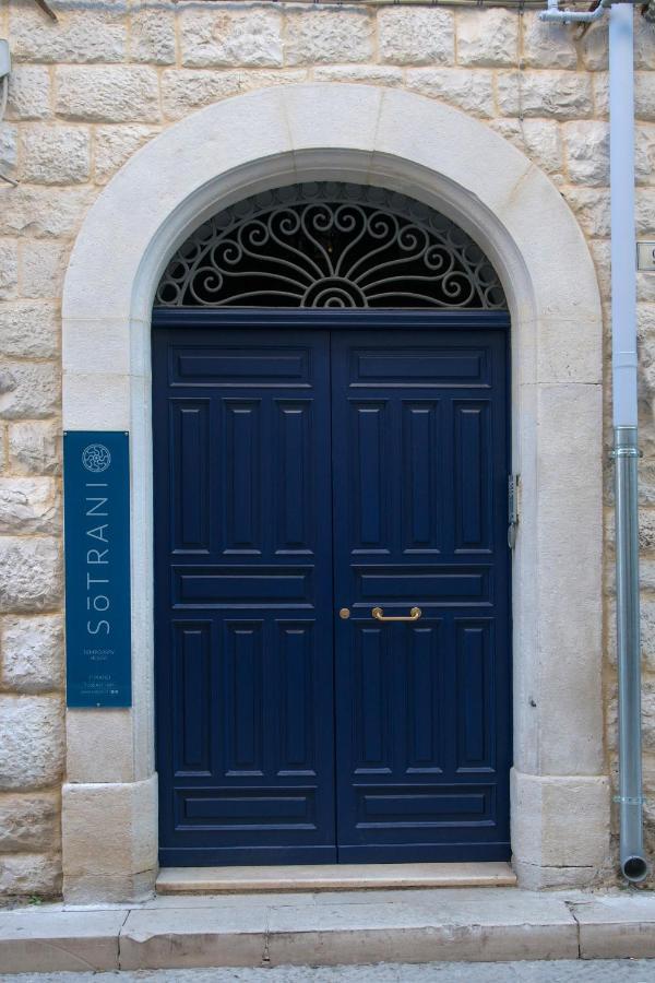 Sotrani Bed and Breakfast Exteriör bild